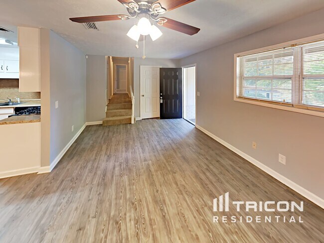 Building Photo - 3964 Cindy Dr