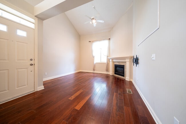 Building Photo - 17870 Cobblestone Way