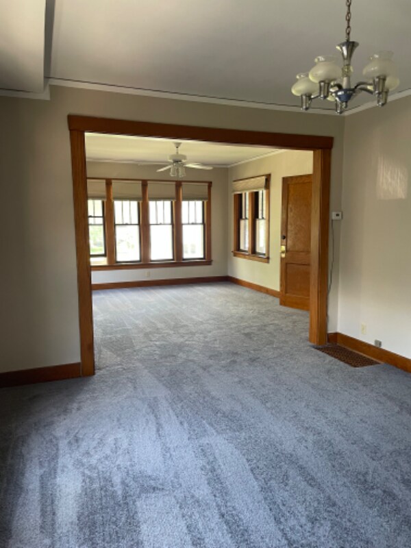 Foto del edificio - 923 Cedar Ave