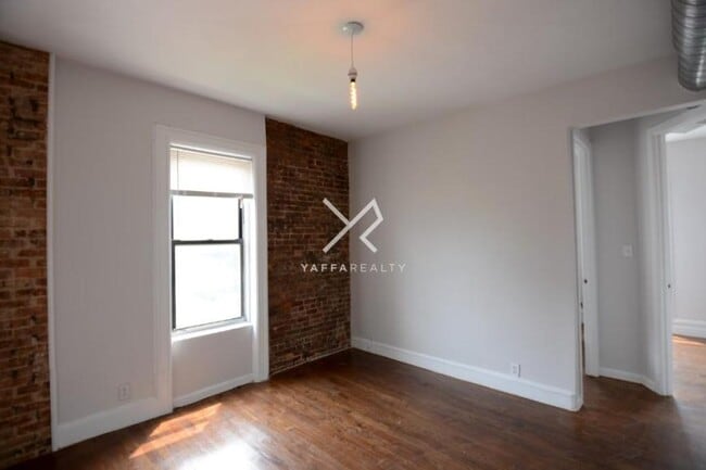 Building Photo - 2 bedroom in BROOKLYN NY 11216