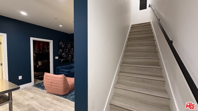 Foto del edificio - 10959 Calvert St
