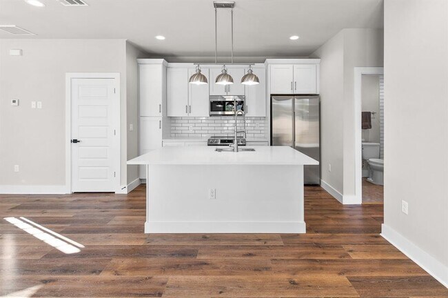 Building Photo - 5403 Duval Rd