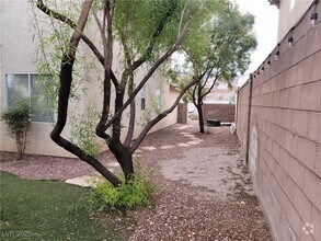 Building Photo - 1158 Twinkling Meadows Dr