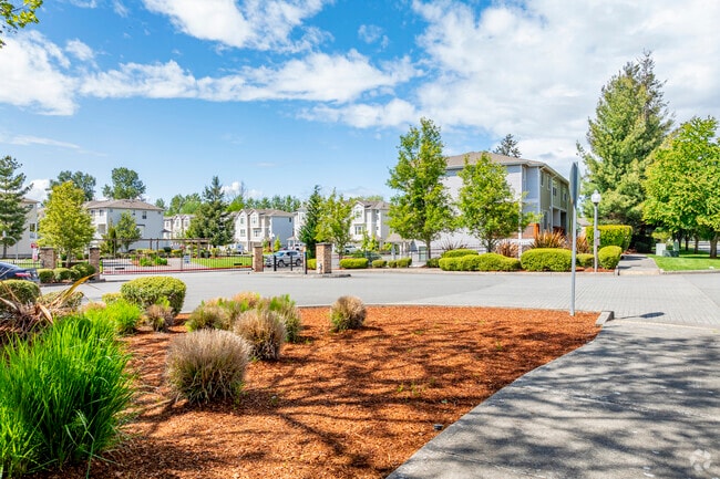 Building Photo - Stonebrook Townhomes