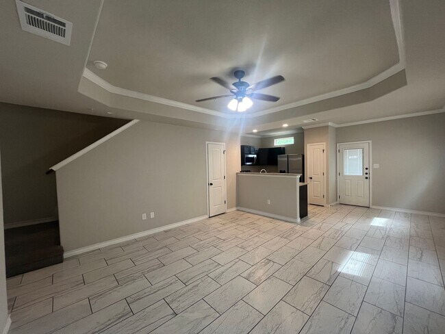 Building Photo - 6318 Luglio Lane #101, San Antonio, TX 78233