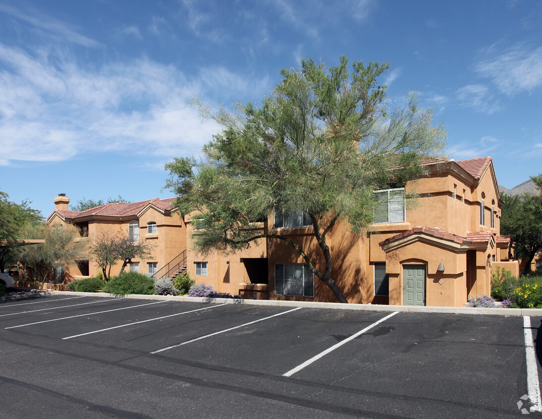 Foto principal - Pinnacle Canyon Apartments