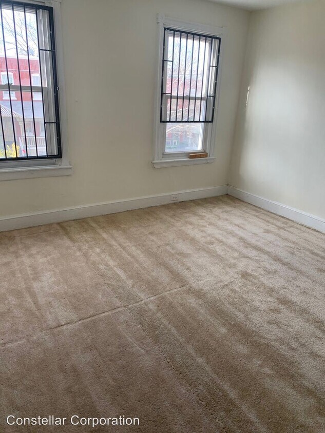 Building Photo - 3 br, 1 bath House - 1339 S 46th St.