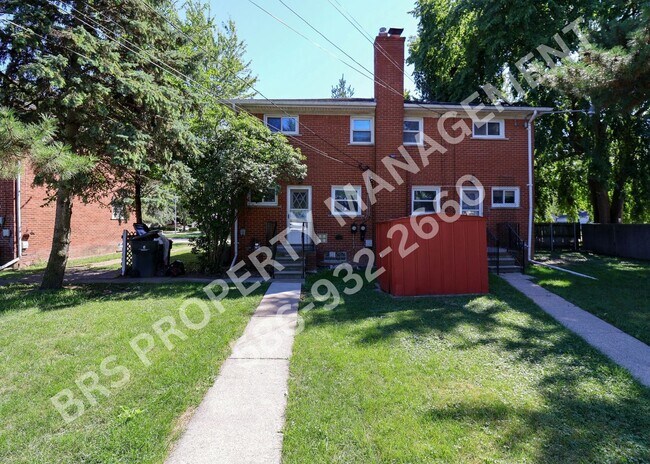 Foto del edificio - 2 bedroom duplex unit