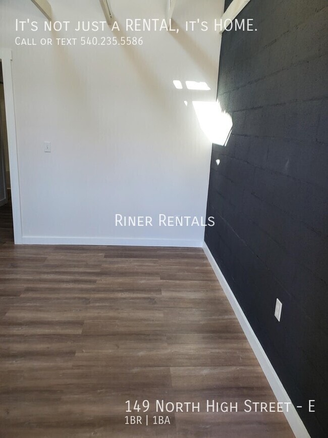 Photo - 149 N High St Apartment