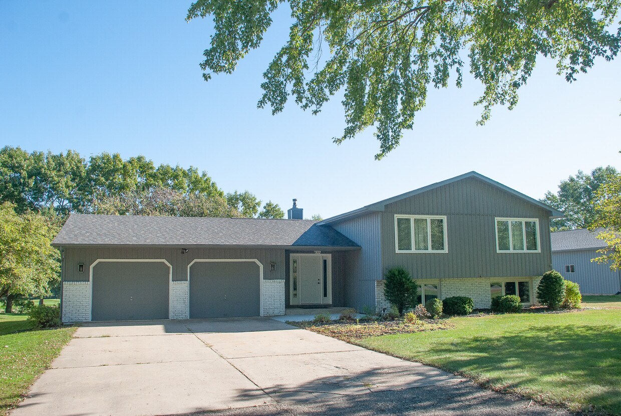 Foto principal - 36388 Golfview Ridge Way