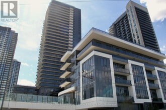 Building Photo - 5105-5105 Hurontario St