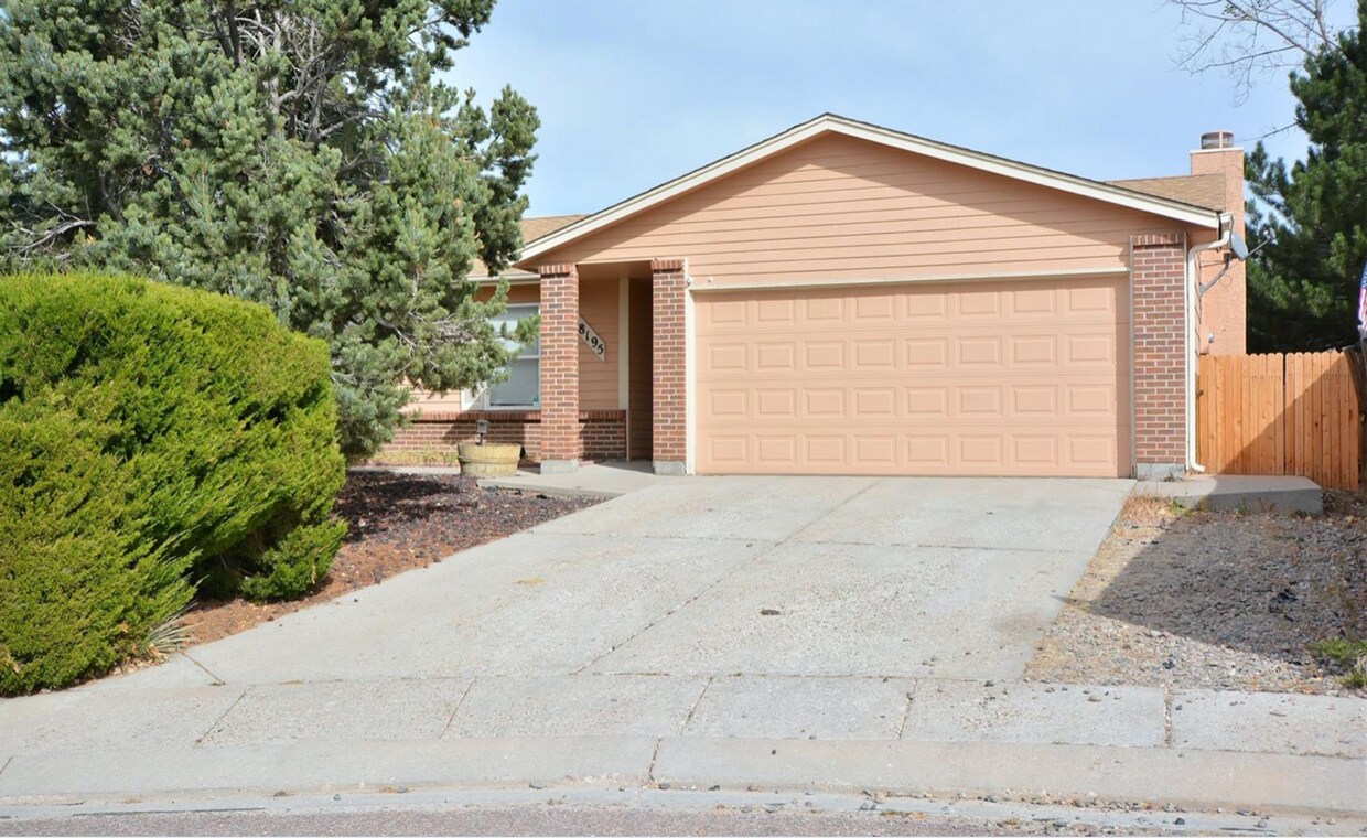 Primary Photo - Ranch-Style Home in Briargate! D20 Schools