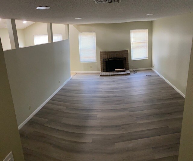 Building Photo - 2242 Ptarmigan Ct