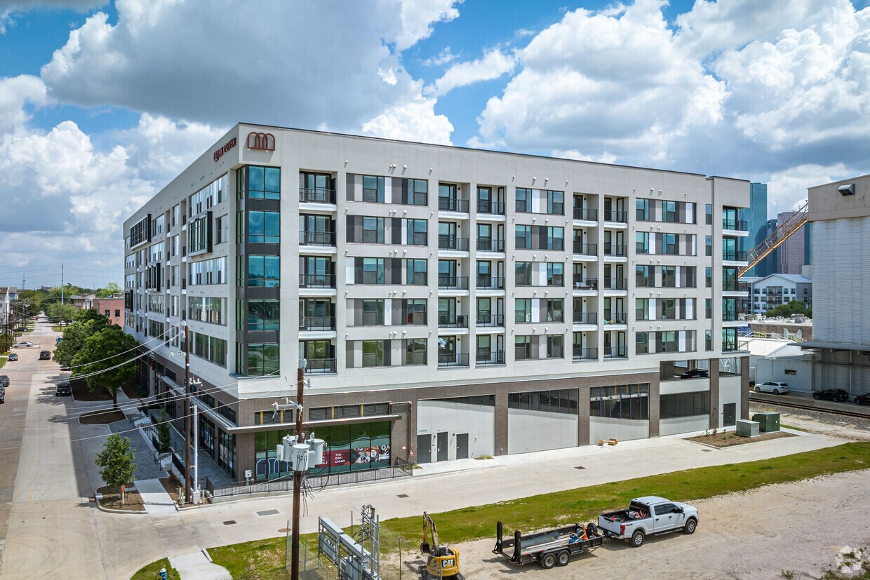 The Oliver Apartments in Houston, TX