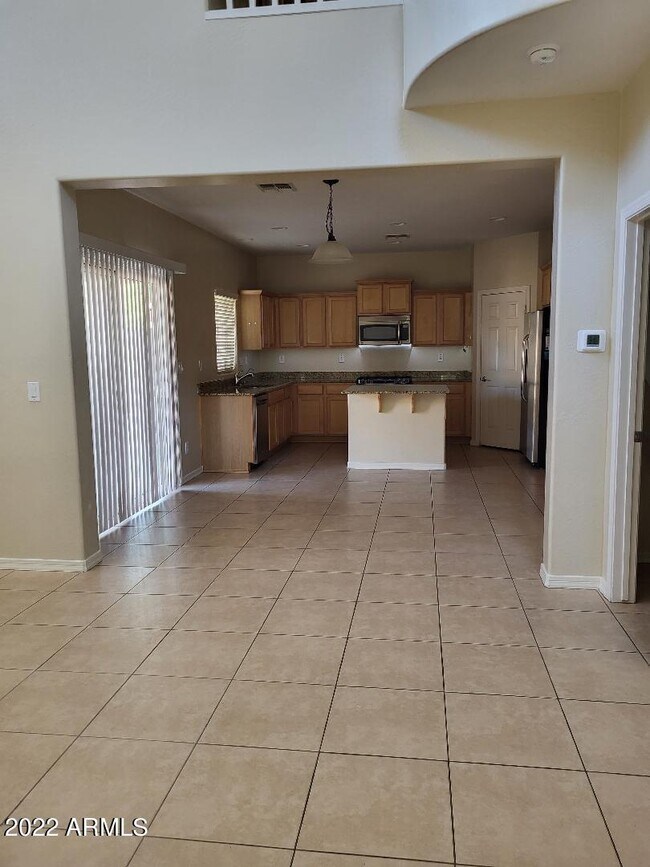 Building Photo - 2526 W Cordia Ln