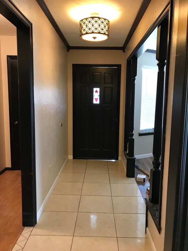 Foto del edificio - 6117 SE 55th St