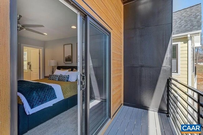 Building Photo - 314 Huntley Ave