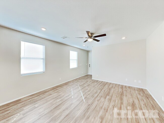 Building Photo - 10270 Nolinas St