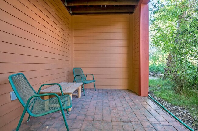 Foto del edificio - 2740 Shadowmoon Ln