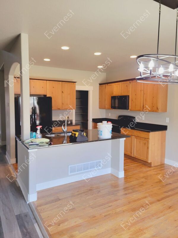Foto del edificio - 2121 Blue Wing Dr