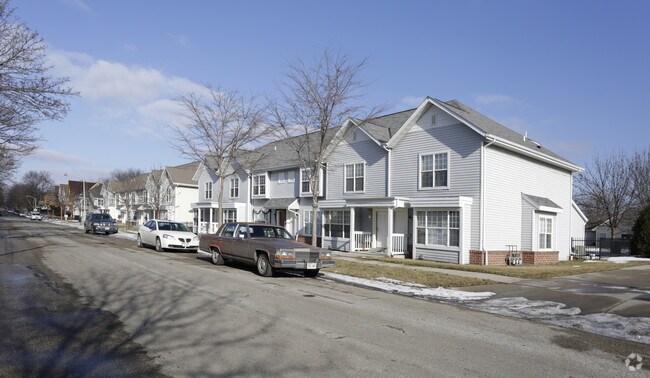 Foto del edificio - Parkwest Townhouses