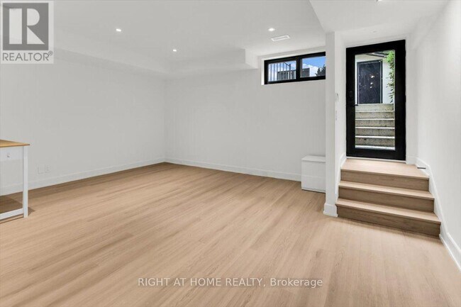 Building Photo - 431 Arlington Ave