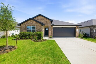 Building Photo - 30615 Skye Villa Ln