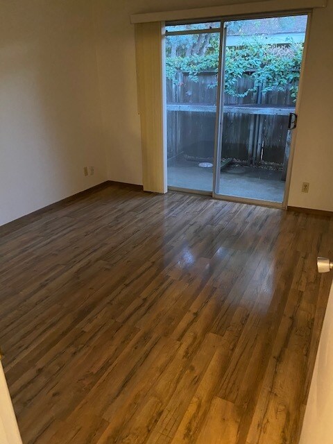 Building Photo - 3132 Quartz Ln