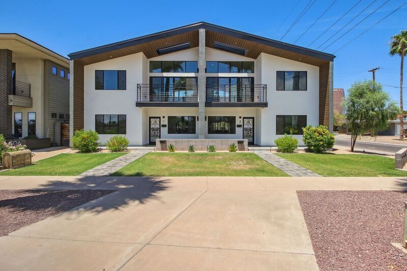 Foto principal - 302 W Culver St