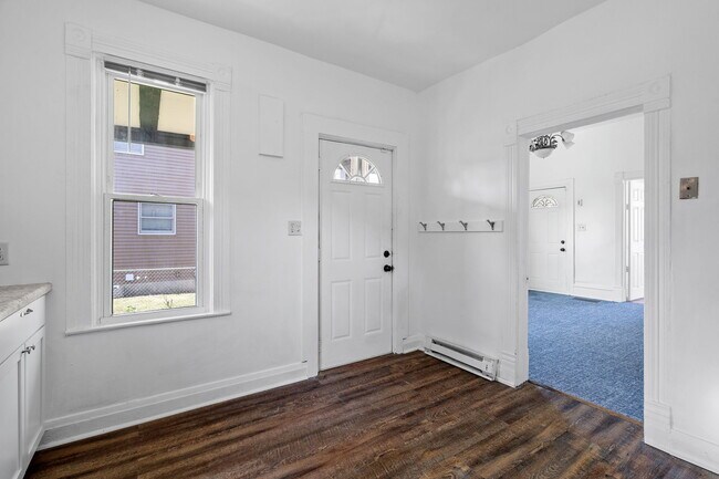 Foto del edificio - 2314 Queen Ave N