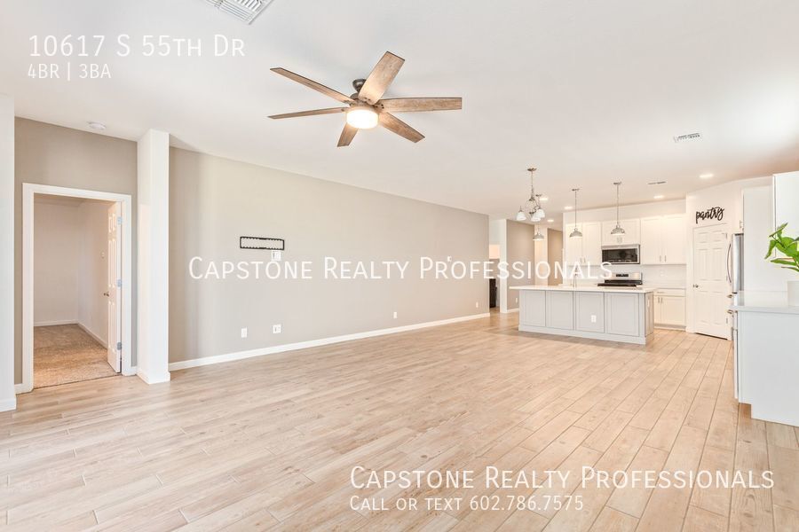 Primary Photo - New Build Mountain-View Oasis: 4-Bed, 3-Ba...