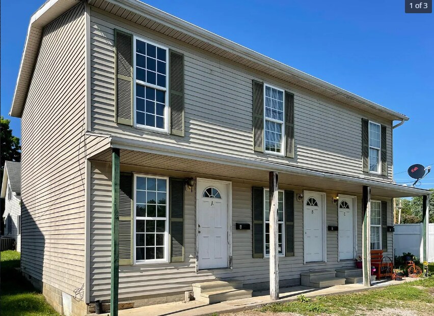 7 W 2nd St, The Plains, OH 45780 Apartments in The Plains, OH