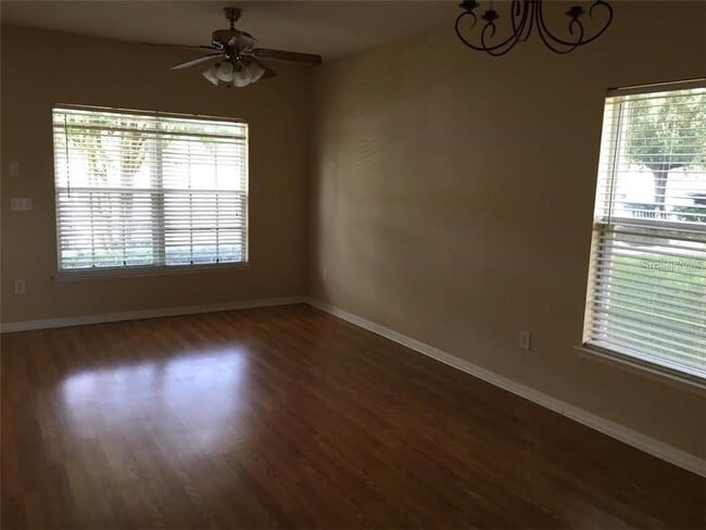 Building Photo - 313 Wilton Cir