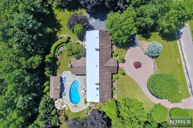 Foto del edificio - 2 Toboggan Ridge