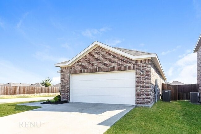 Building Photo - 6116 Harrah Ln