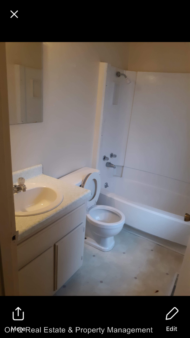 Foto del edificio - 5 br, 3.5 bath House - 2109 Ridge Road