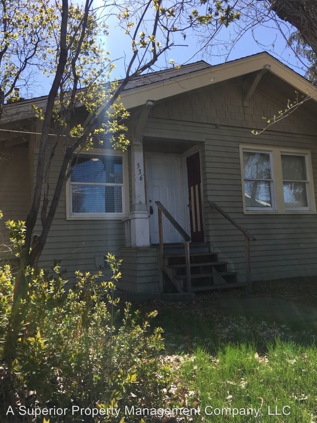 Primary Photo - Studio, 1 bath House - 536 NW Sisemore 1