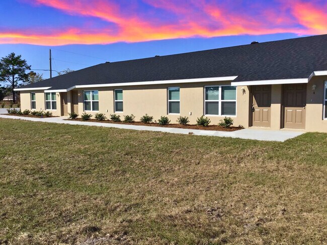 Building Photo - Gorgeous 2Bd/2Ba Unit