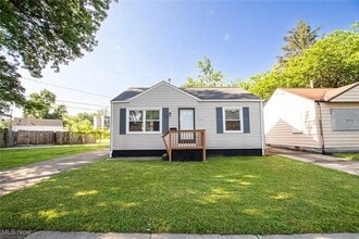 Building Photo - 12413 Matherson Ave