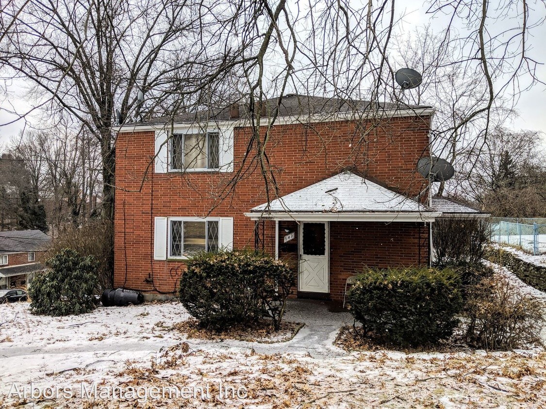 Primary Photo - 142-146 Ritzland Rd