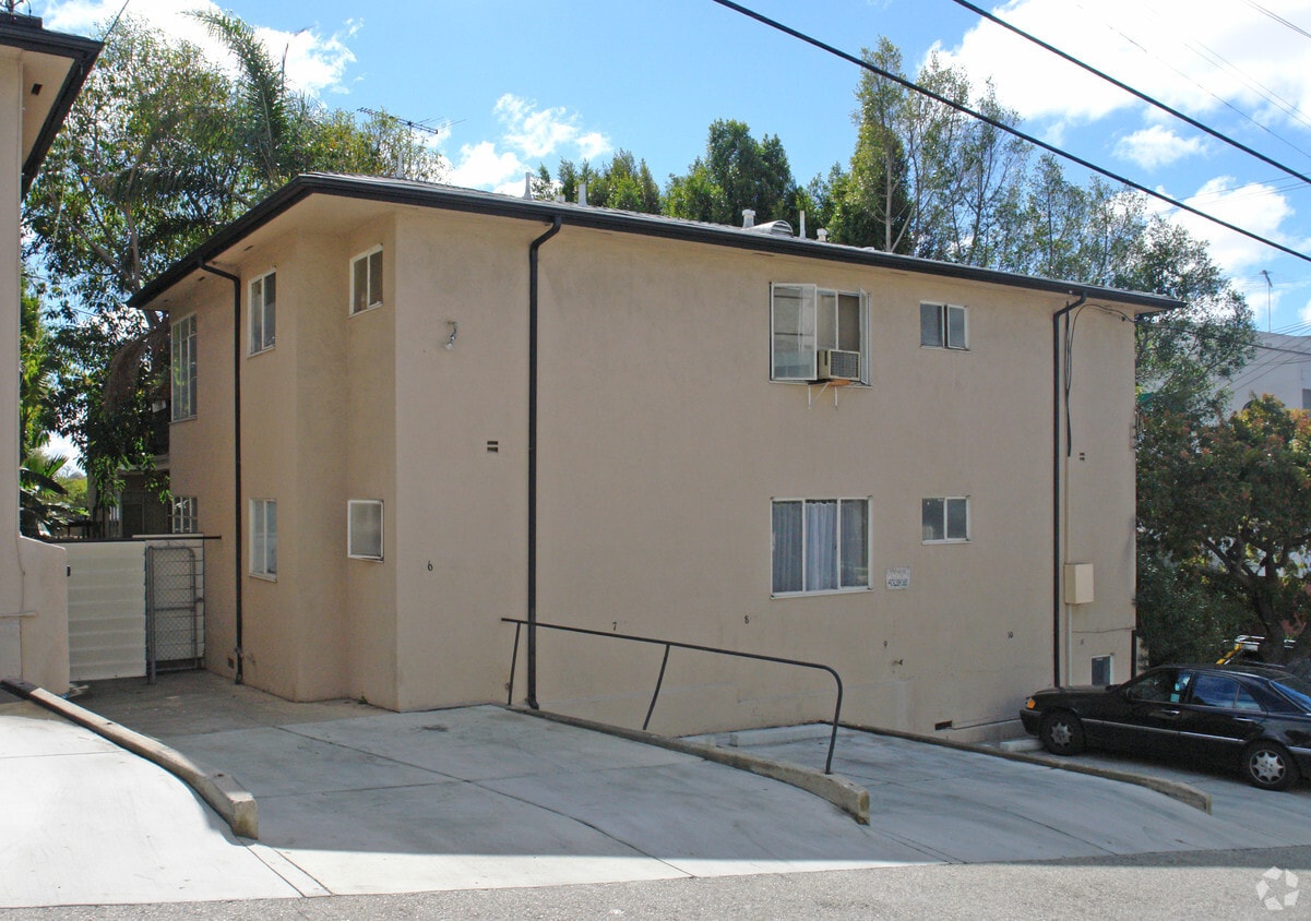 Building Photo - 9741-A W Pico Blvd