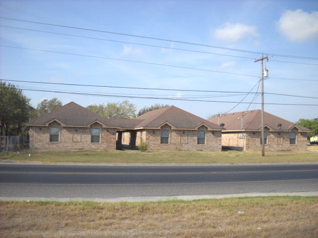 Primary Photo - 322 Main Ave