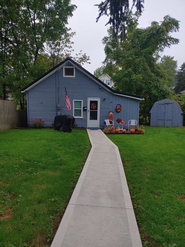 Building Photo - 67-69 Upton Pl