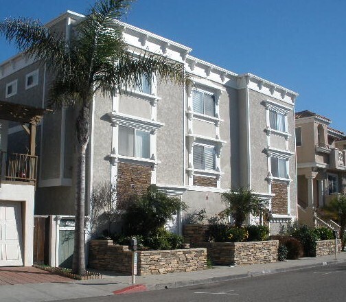 Foto del edificio - 168 Manhattan Ave