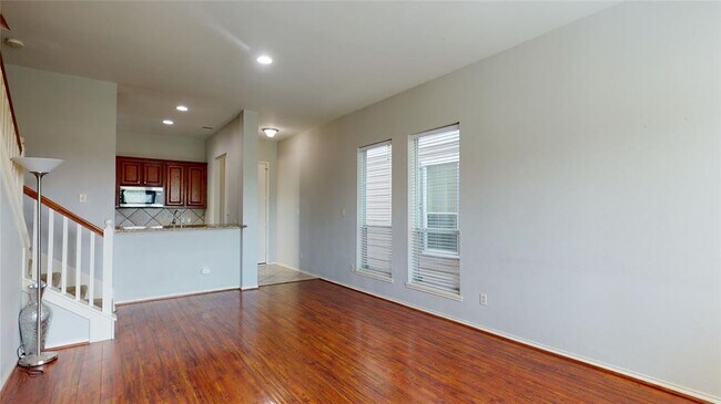 Building Photo - 7010 Plum Creek Terrace Ln