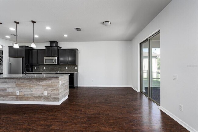 Foto del edificio - 6026 100th Ave E