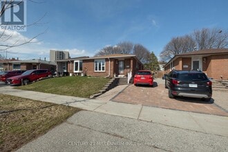 Building Photo - 67 Coxworth Crescent