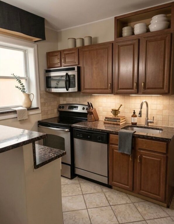 Foto del edificio - 583 Watertown St