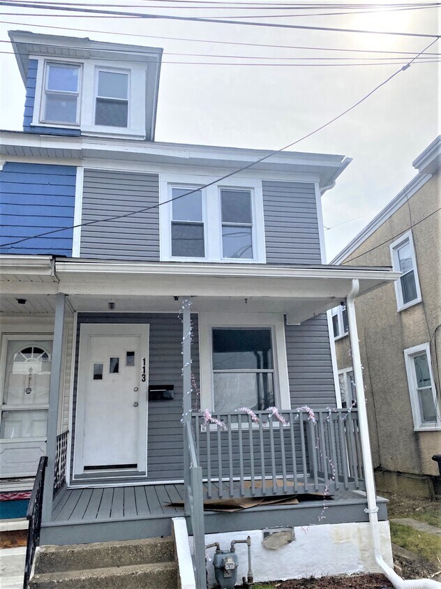 Primary Photo - 113 White Ave