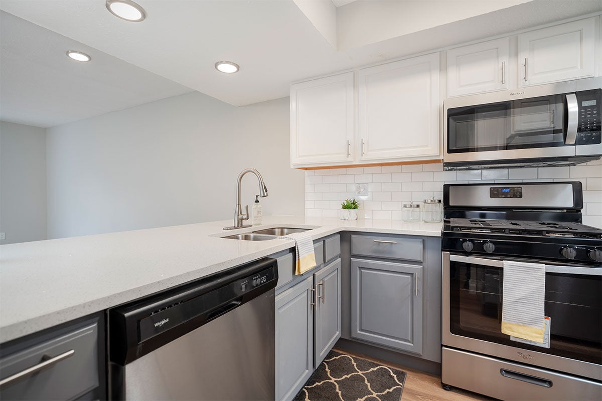 Primary Photo - Mason Row Townhomes